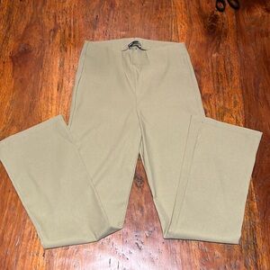 S - NWOT Zara Olive Green Pants